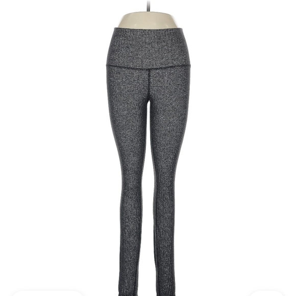 Lululemon Size 6 Wunder Under Navy Blue Patterned Legging - Picture 1 of 6